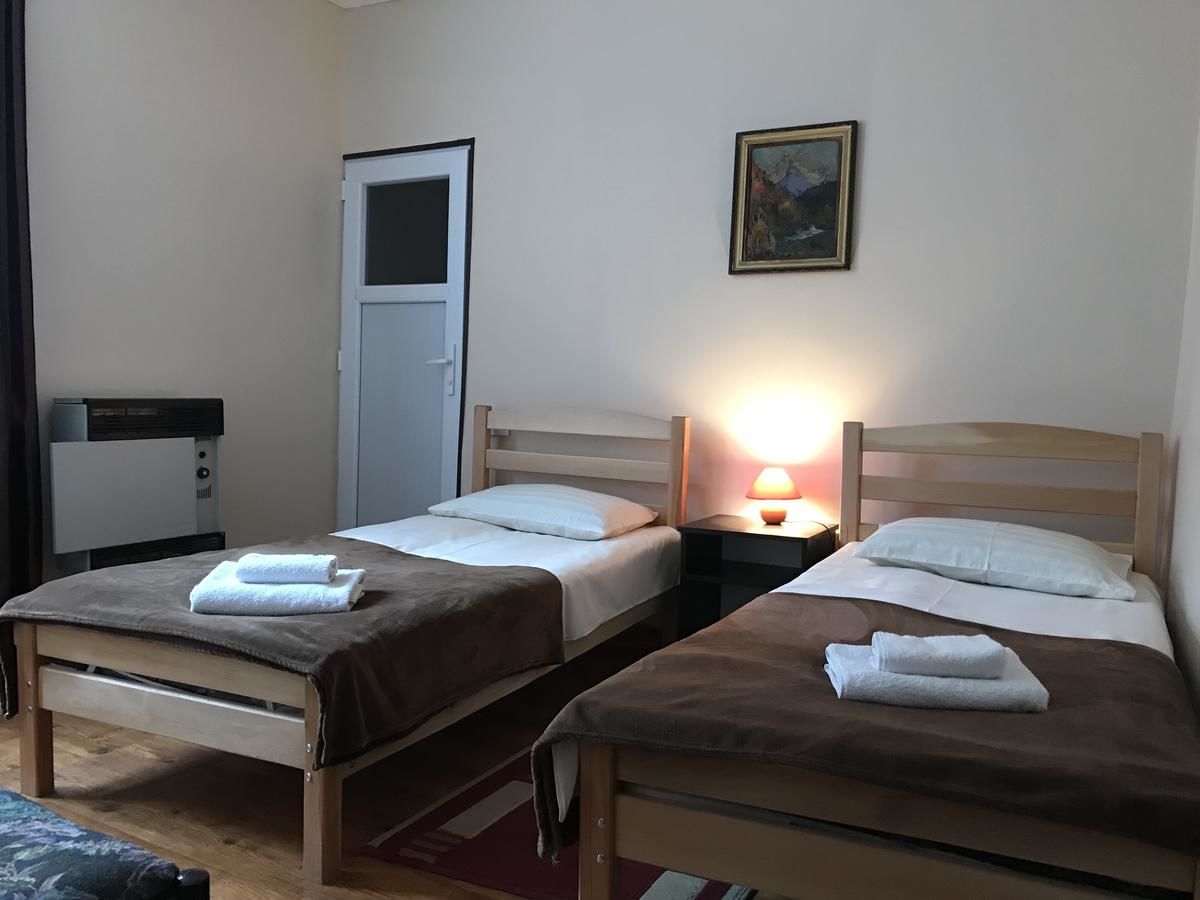 Гостевой дом Guest house apartments Тбилиси-9