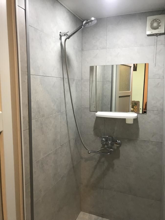 Гостевой дом Guest house apartments Тбилиси-11