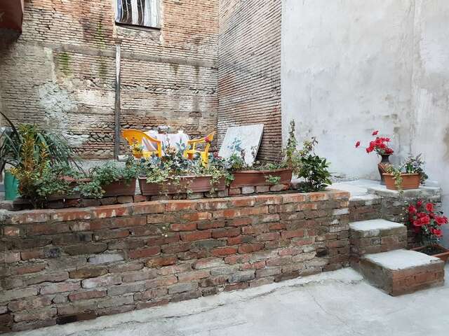 Гостевой дом Guest house apartments Тбилиси-13