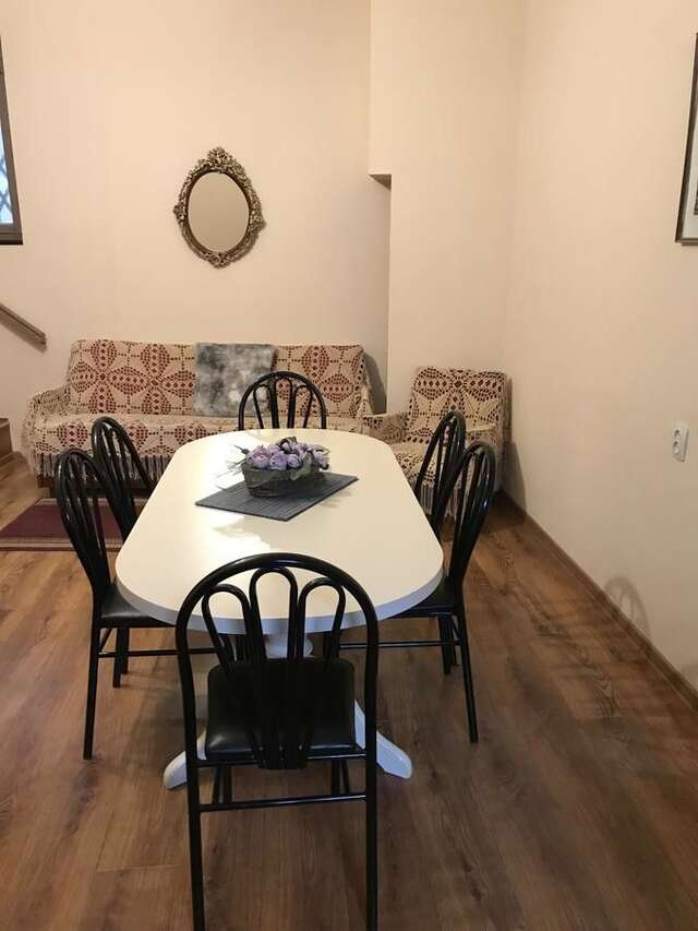 Гостевой дом Guest house apartments Тбилиси-11